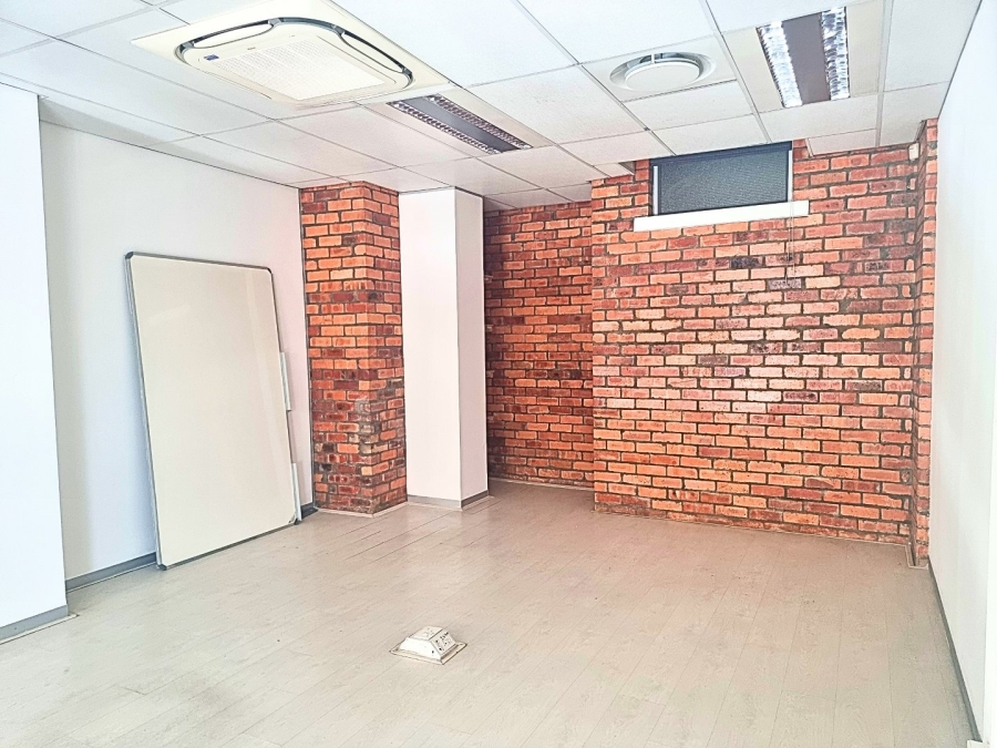 To Let commercial Property for Rent in De Waterkant Western Cape